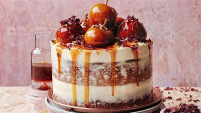 Ginger Cake with Delicious Cream and Caramel ▫️