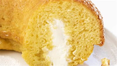 Cream Filled Yellow Cake {Twinkies Copycat}