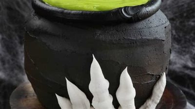 Cauldron Cake