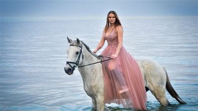 Western Lesson: Sit Straight