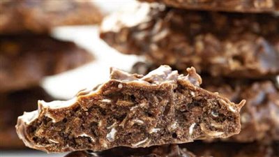 Chocolate Peanut Butter Cookies {No Bake}