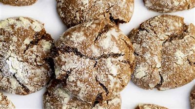 Gingerbread Crinkle Cookies