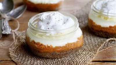 Cheesecake Pumpkin Bars in a Jar