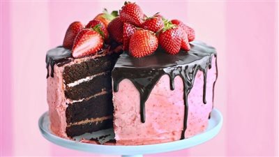 Choco-Berry Surprise Cake