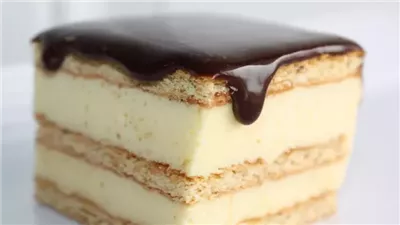 Chocolate Éclair Cake