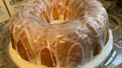 Glazed Lemon Supreme Pound Cake