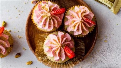 Pistachio Cupcakes with Strawberry Frosting