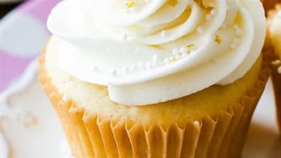White Wedding Cupcakes