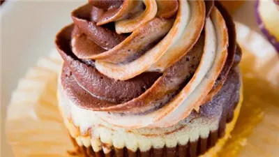 Ultimate Marble Cupcakes