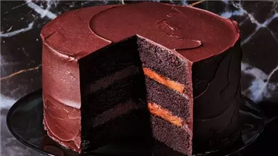 'The Bear' Chocolate Cake