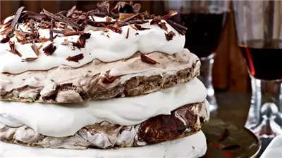 Hazelnut-and-Chocolate Meringue Cake