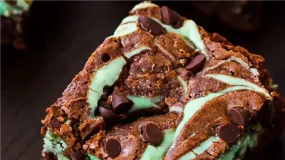 Mint Chocolate Chip Cheesecake Brownies