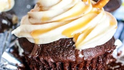 Chocolate Cupcakes (Cake Mix) with Salted Caramel Frosting