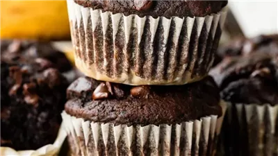 Healthier Chocolate Banana Muffins