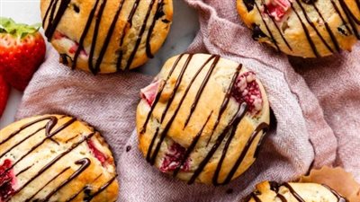 Chocolate Covered Strawberry Muffins