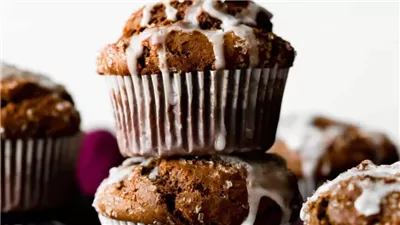 Gingerbread Muffins with Lemon Glaze