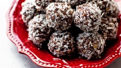 No-Bake Chocolate Coconut Snowballs