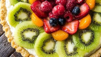 Fresh Fruit Tart with Vanilla Mascarpone Cream