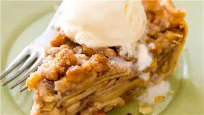 Apple Crumble Pie