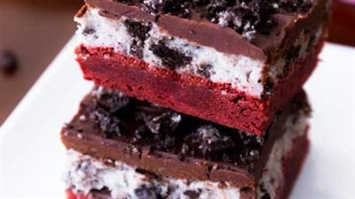Red Velvet Oreo Brownies