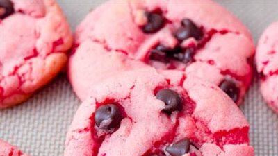 Strawberry Chocolate Chip Cookies
