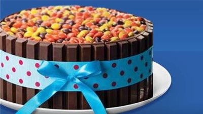 KIT KAT® Birthday Cake