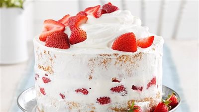 Strawberry Mascarpone Cake