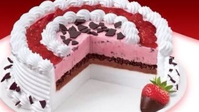 Strawberry Velvet Cake 😍🍓🍰  