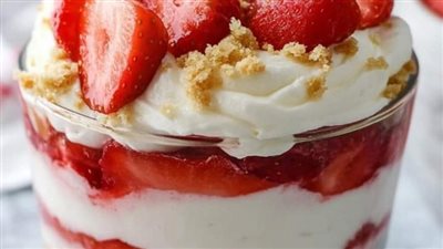 Strawberry Cheesecake Trifle
