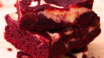 Red Velvet Cheesecake Swirl Brownies