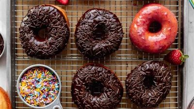 Donut Frostings (Strawberry, Vanilla, & Chocolate)