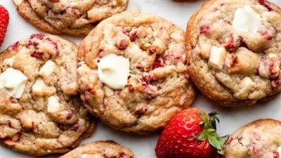 Strawberry & Cream Cookies