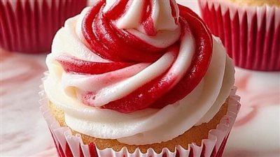 Red Velvet Marble Cupcakes 🍰