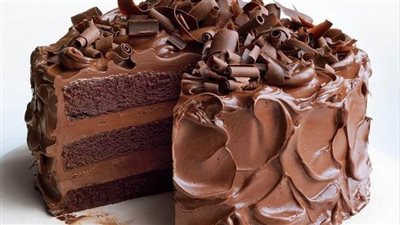 CHOCOLATE CAKE