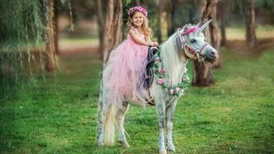 Unbreakable Bond: The Heartwarming Story of a Girl and Her Mini Pony Best Friend(