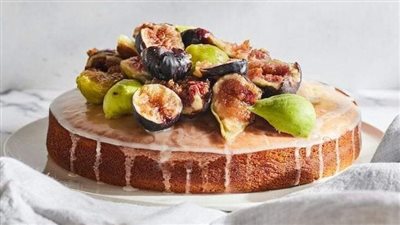 Yogurt and Honey Olive Oil Cake
